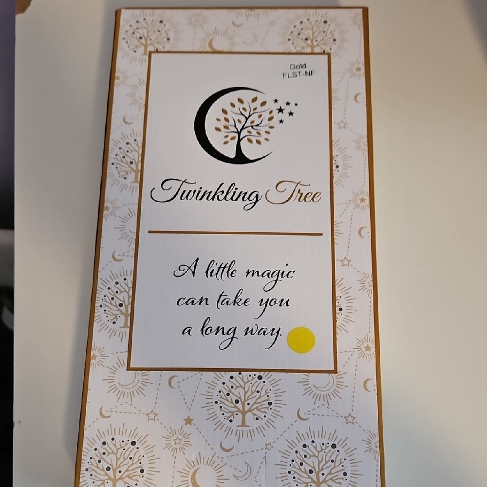 Twinkling Tree Decorative Light